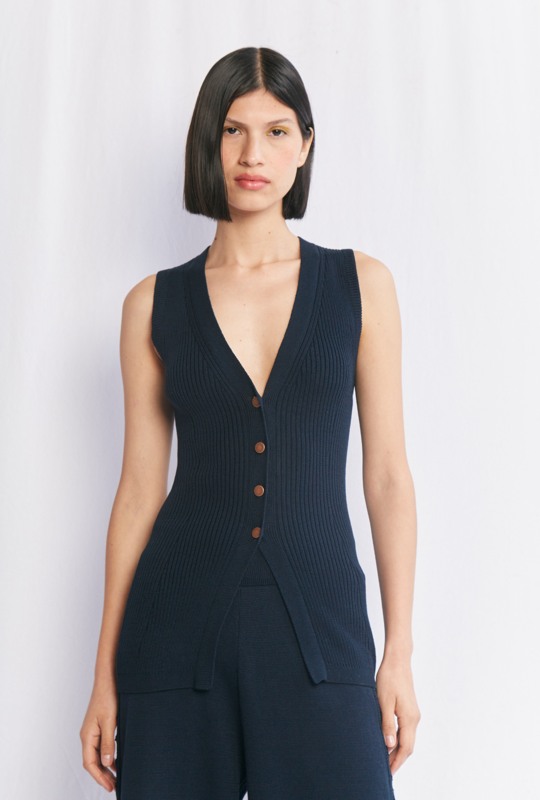 BELLA VEST