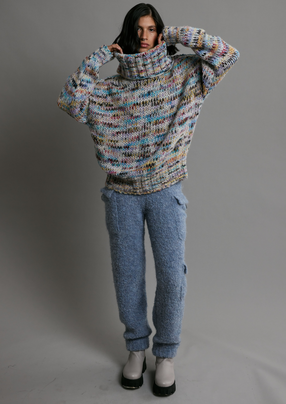 MIA SWEATER
