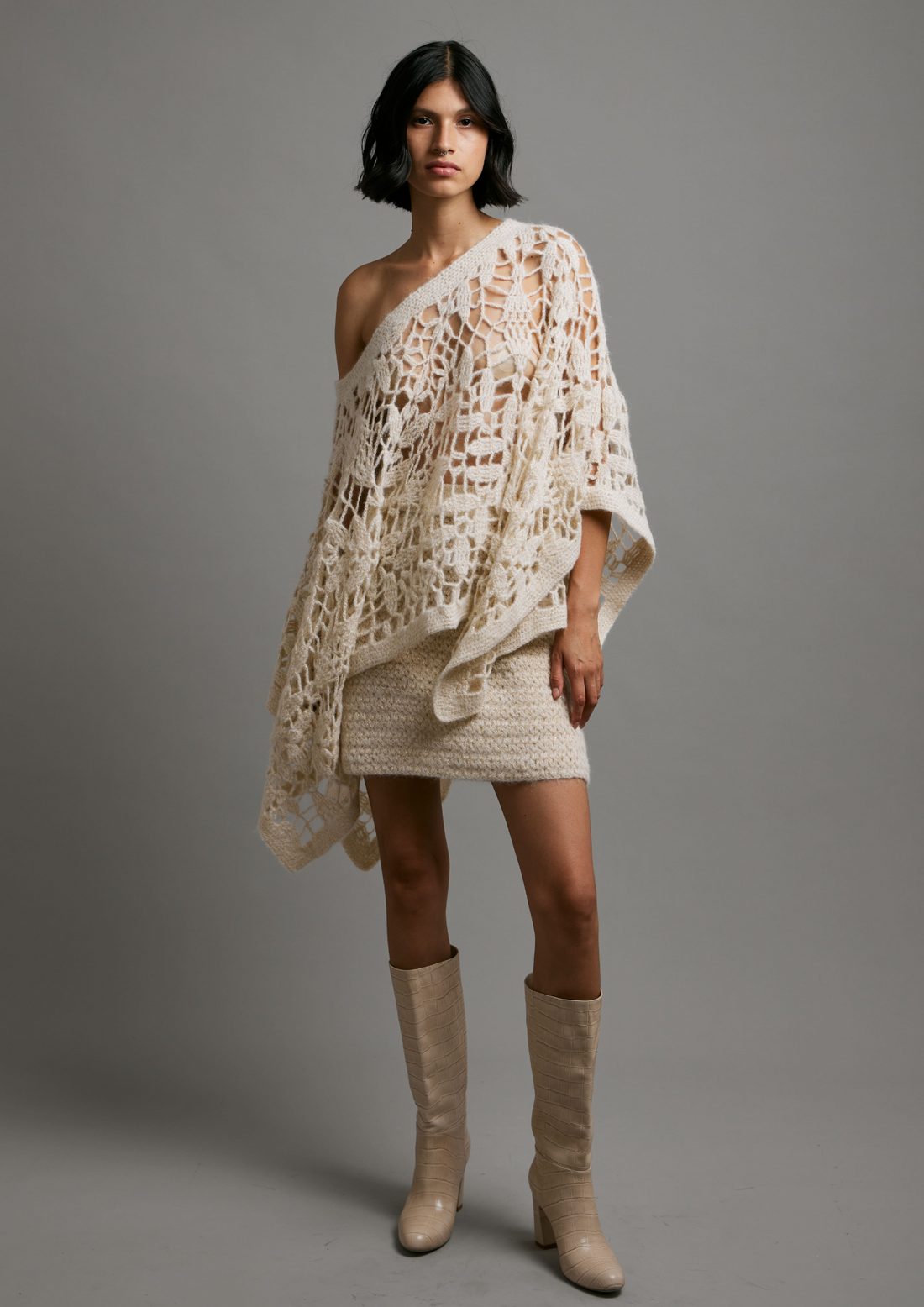 CHARLOTTE PONCHO