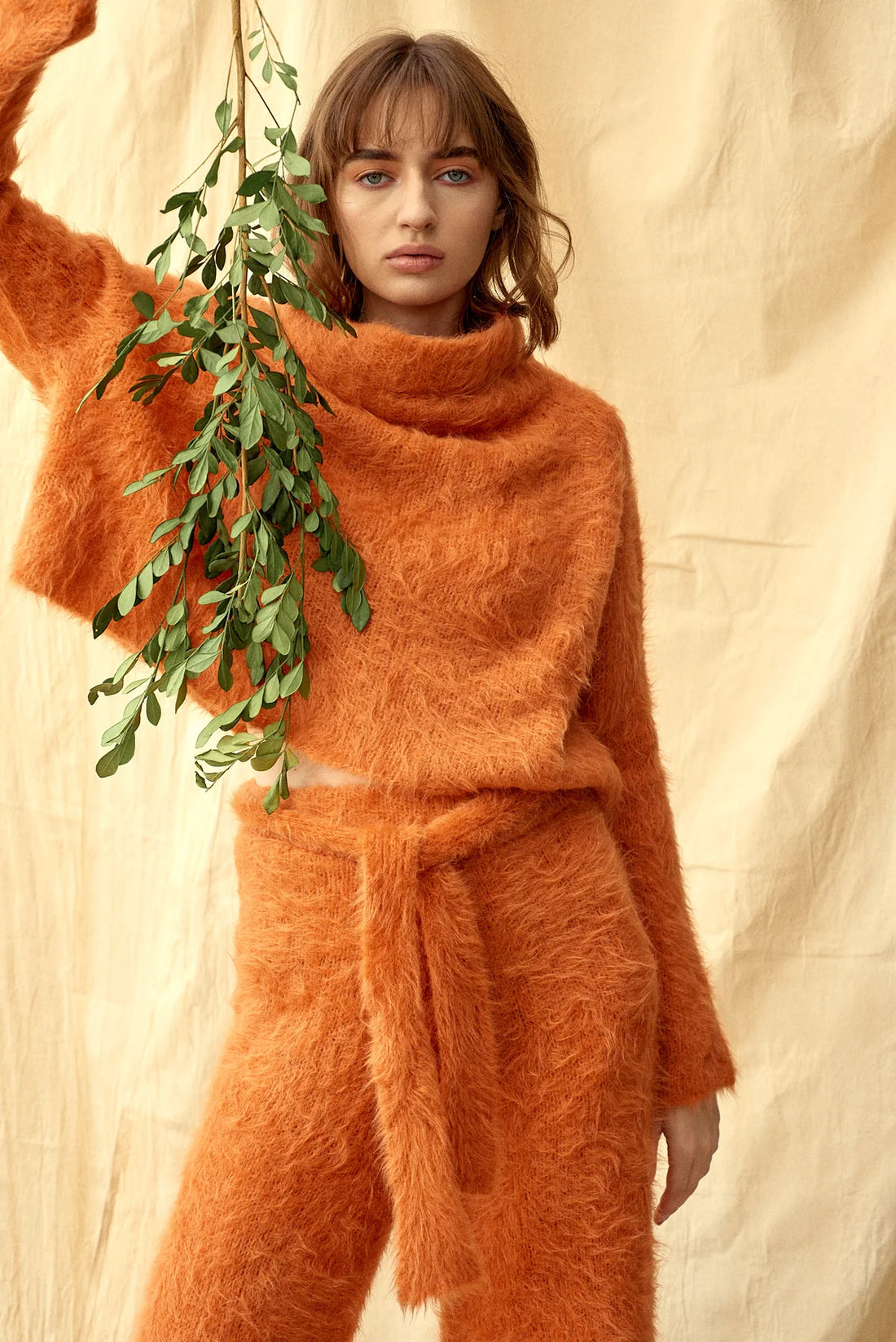 SURI SWEATER