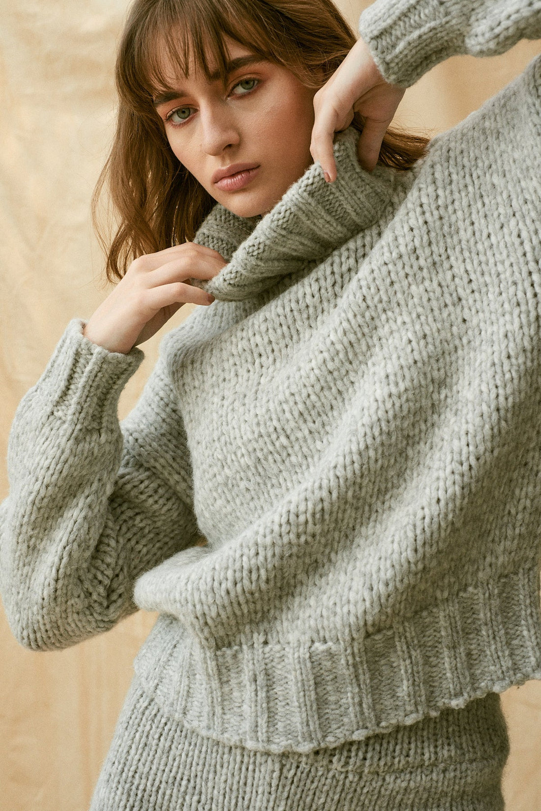 MIA SWEATER